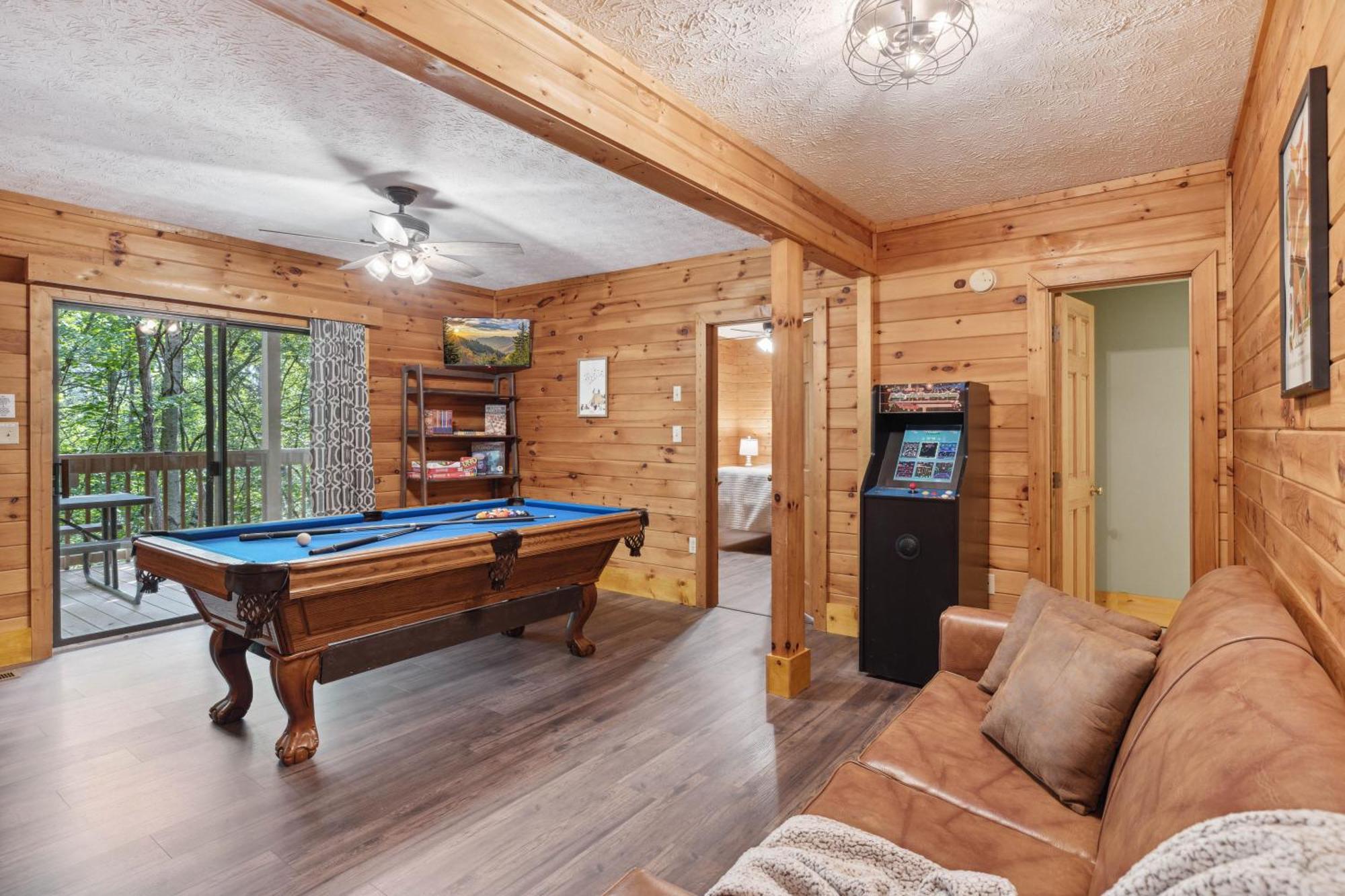1 Min To The Parkway Spacious Cabin W 3 Suites And Extra Bedroom! Pigeon Forge Exterior foto